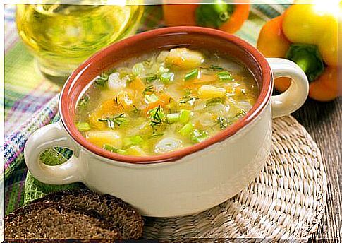 4 types of soup to eliminate toxins