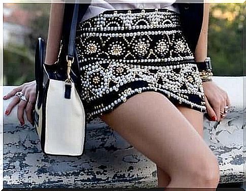 Trendy bag and skirt