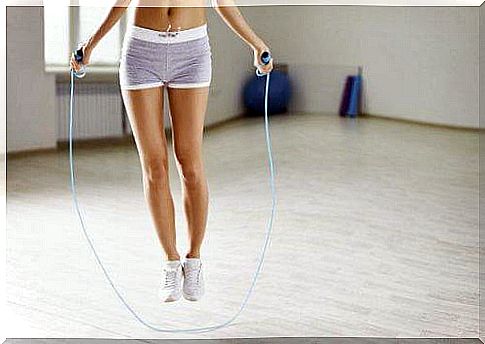 5 fat-burning exercises you can do at home: jumping rope