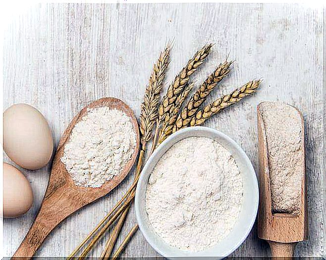 White flour is one of the main foods to avoid