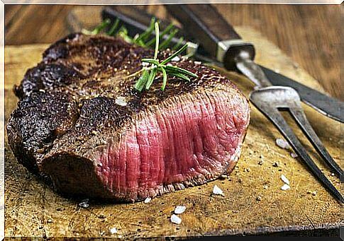 Red meat can be the cause of heartburn