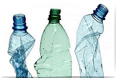 Plastic bottles are bad for your thyroid