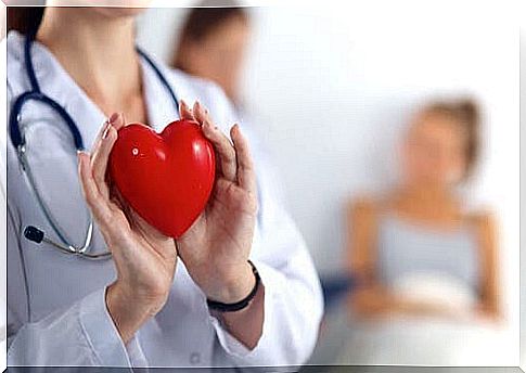 For a healthy heart it is important that you do not eliminate fat from your diet