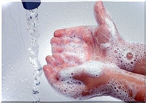 Never touch these four body parts without washing your hands first