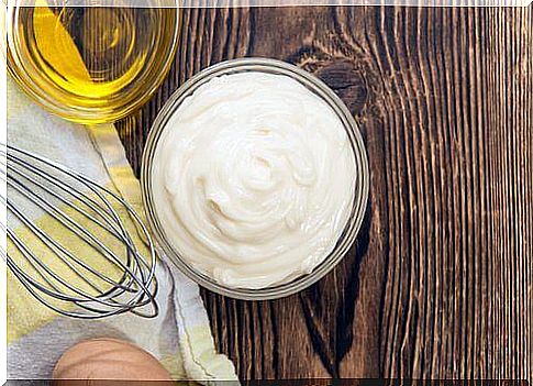 Homemade mayonnaise