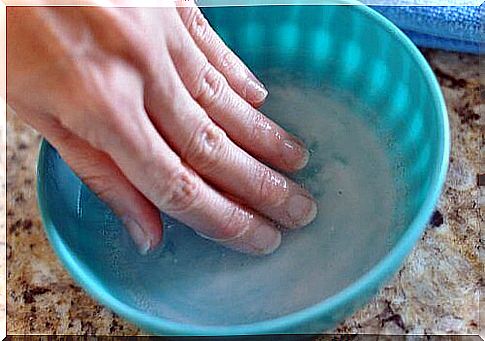 Hydrogen Peroxide for the Hands