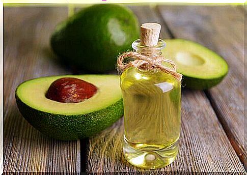 Remove your makeup with avocado oil