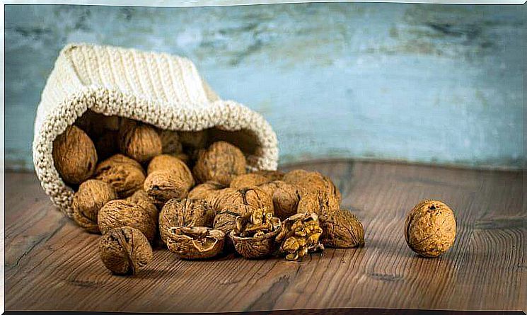 Walnuts are very helpful if you suffer from anxiety