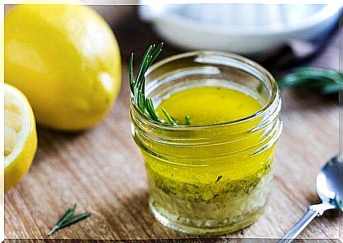 Lemon juice with olive oil