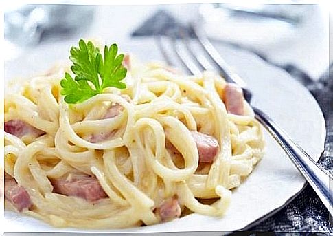 delicious pasta carbonara